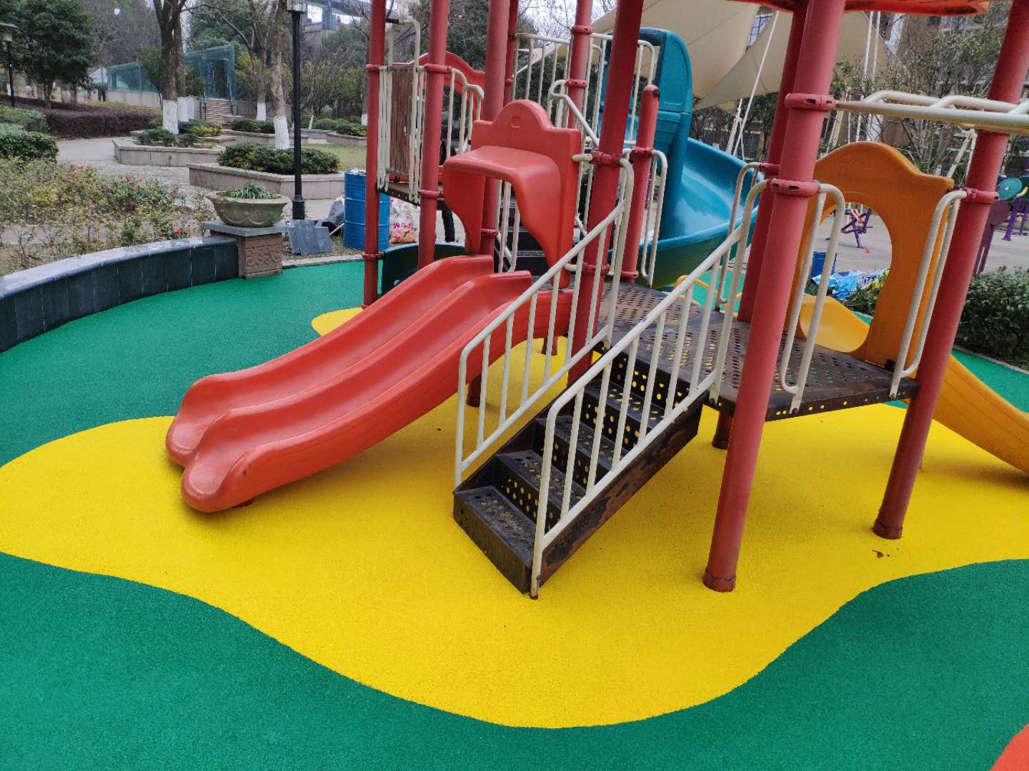 濰坊幼兒園塑膠操場